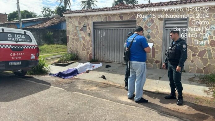 Morador registra fuga de suspeito após assassinato brutal em Barcarena