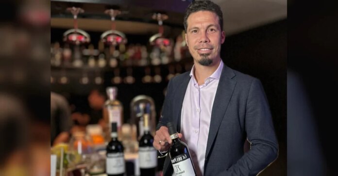 Conhecido pelos títulos conquistados no futebol brasileiro e europeu, o ex-meia Hernanes passou a se dedicar ao setor vitivinícola. Foto: Reprodução/ Redes Sociais