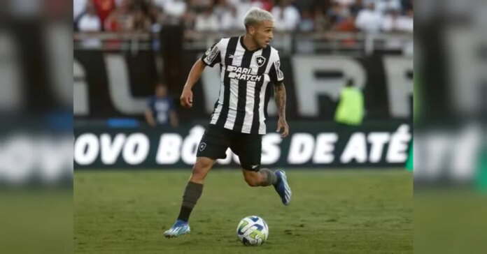 Diego Hern&aacute;ndez entra na mira do Sport ap&oacute;s retorno ao Botafogo
