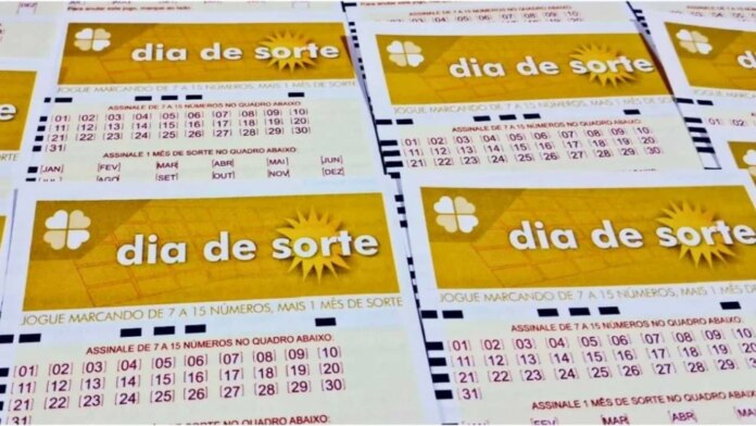 Em cada concurso do Dia de Sorte, a CAIXA sorteia sete dezenas e um Mês da Sorte, com prêmios para acertos de sete, seis, cinco ou quatro números.
